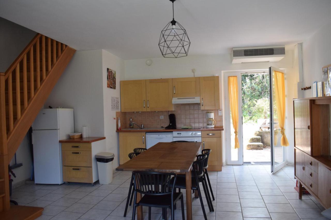 Les De Moussan Apartment *